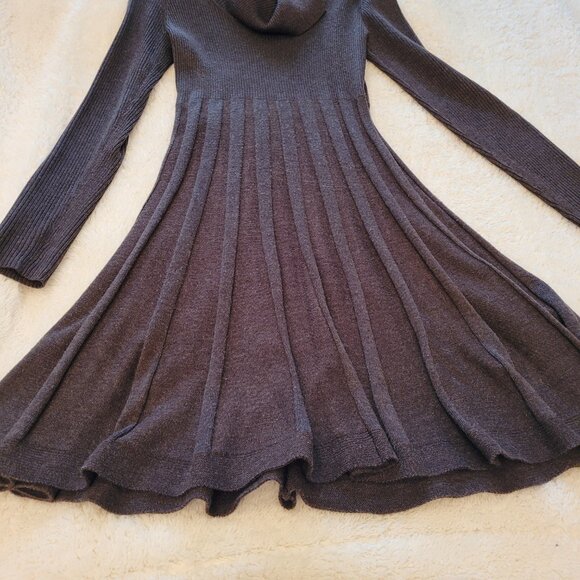 Cowl Neck Sweater Dress in Size S - Picture 7 of 8
